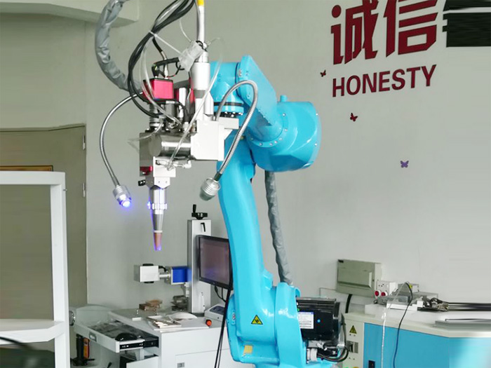 珠海六維機械人激光焊接機